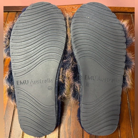 Mayberry Sheepskin Fur Slide Slippers by EMU - Picture 6 of 11